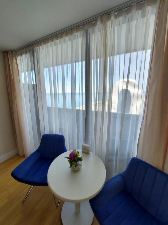 Номера На Высоких Этажах 24,31 Apartment Batumi Ngoại thất bức ảnh