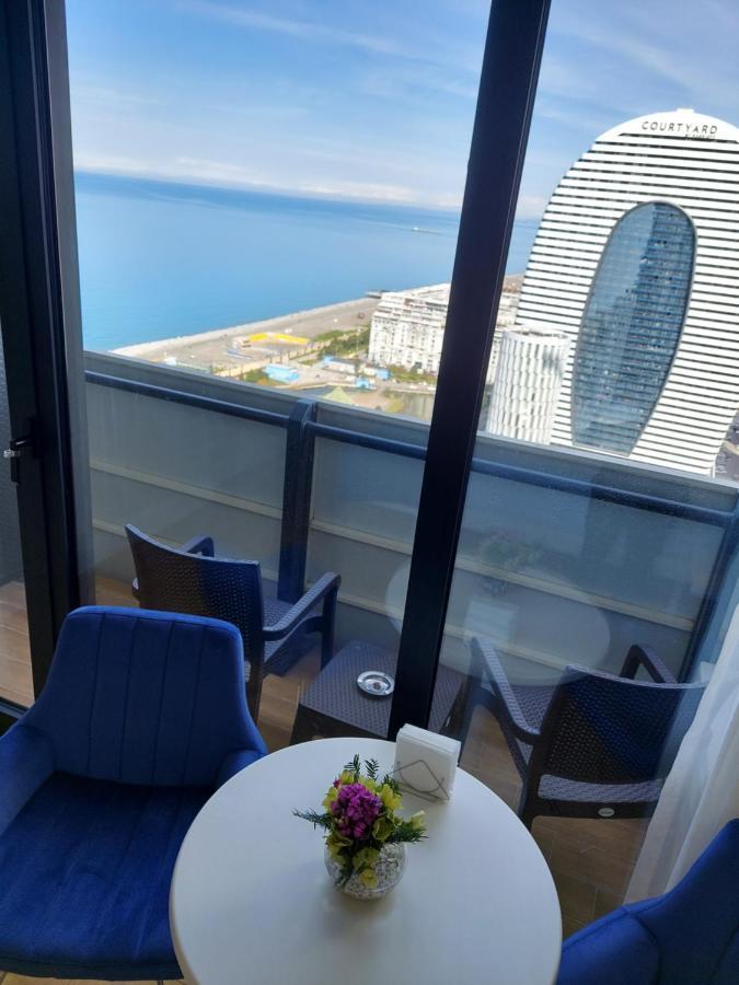 Номера На Высоких Этажах 24,31 Apartment Batumi Ngoại thất bức ảnh