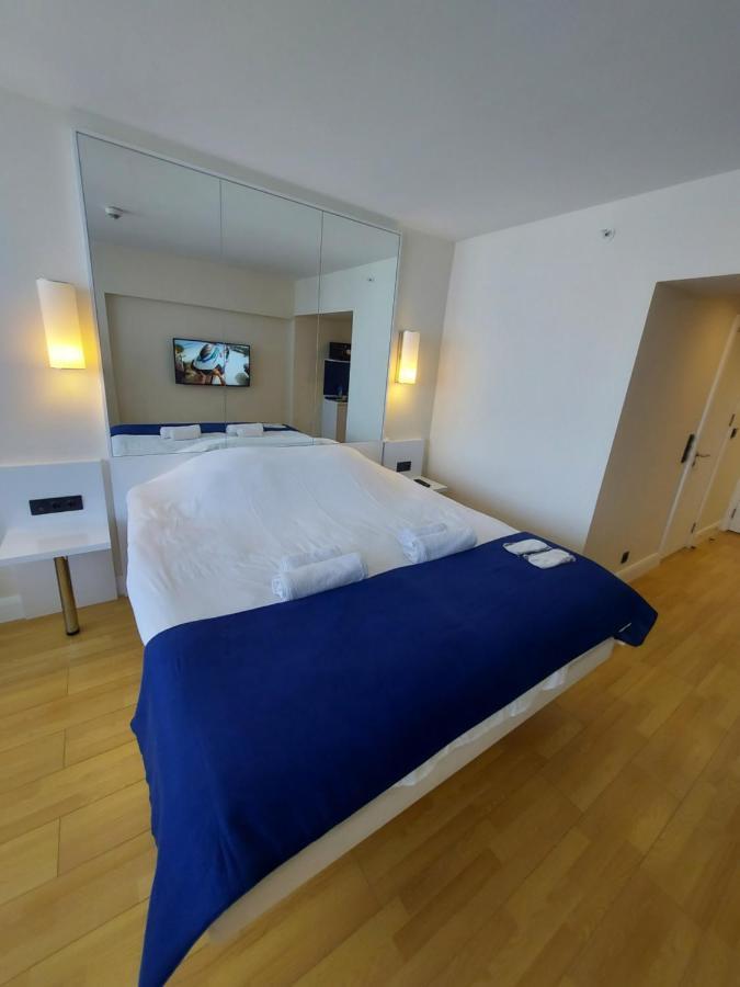 Номера На Высоких Этажах 24,31 Apartment Batumi Ngoại thất bức ảnh