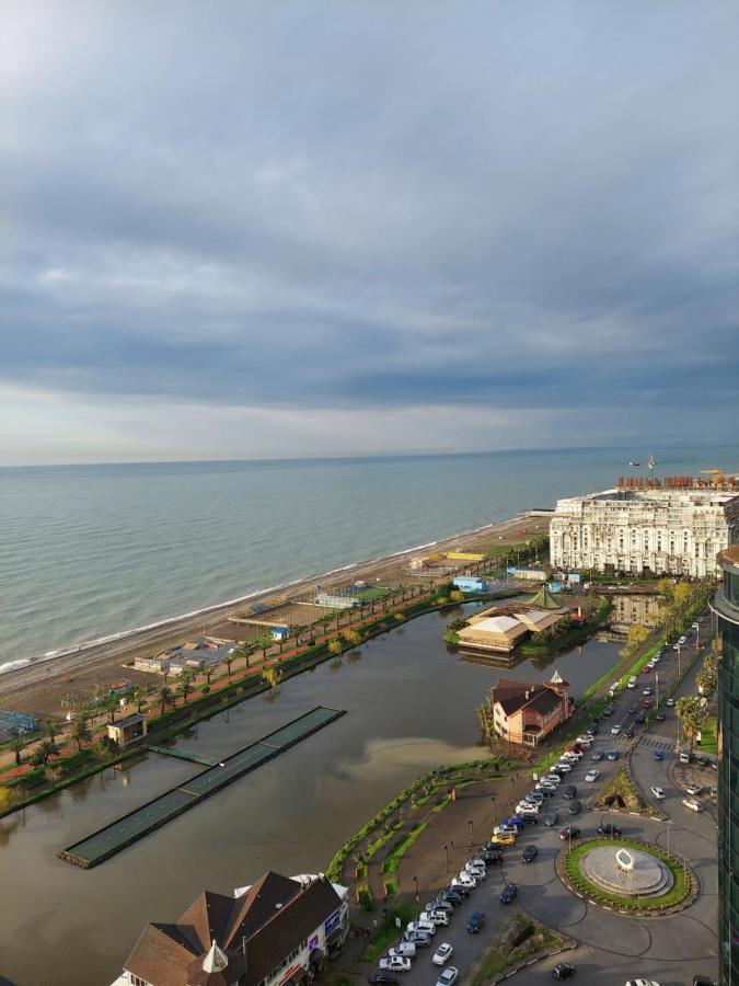 Номера На Высоких Этажах 24,31 Apartment Batumi Ngoại thất bức ảnh